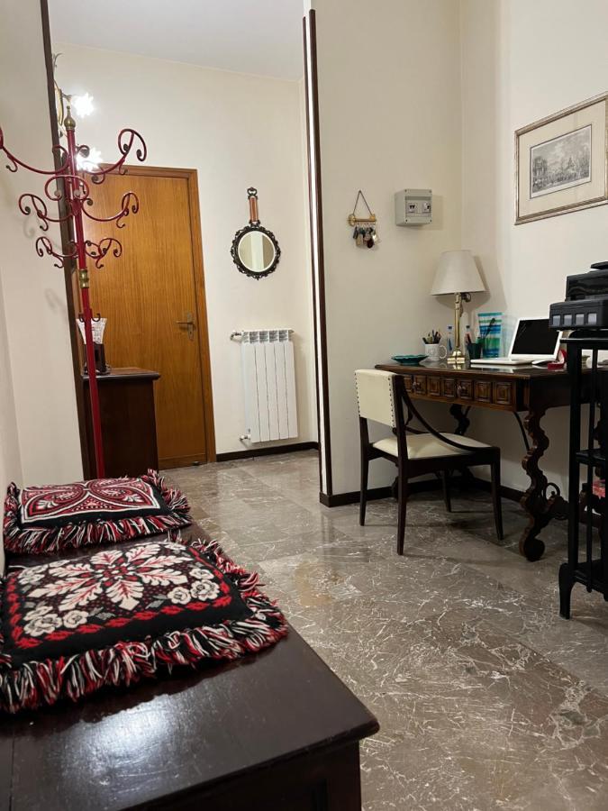 Holiday & House - Imparato Palermo Centro Politeama Exterior photo